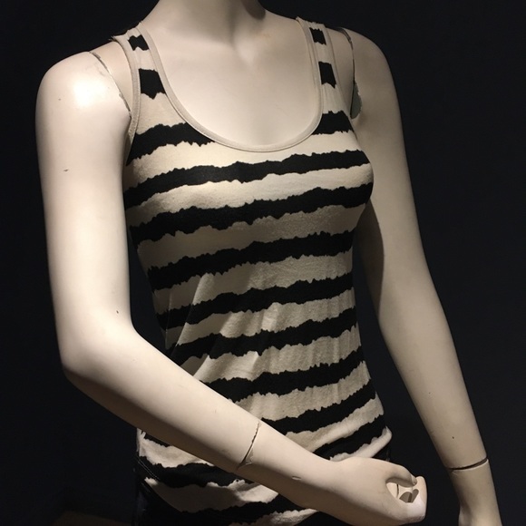 Dex Thank - Picture 3 of 7